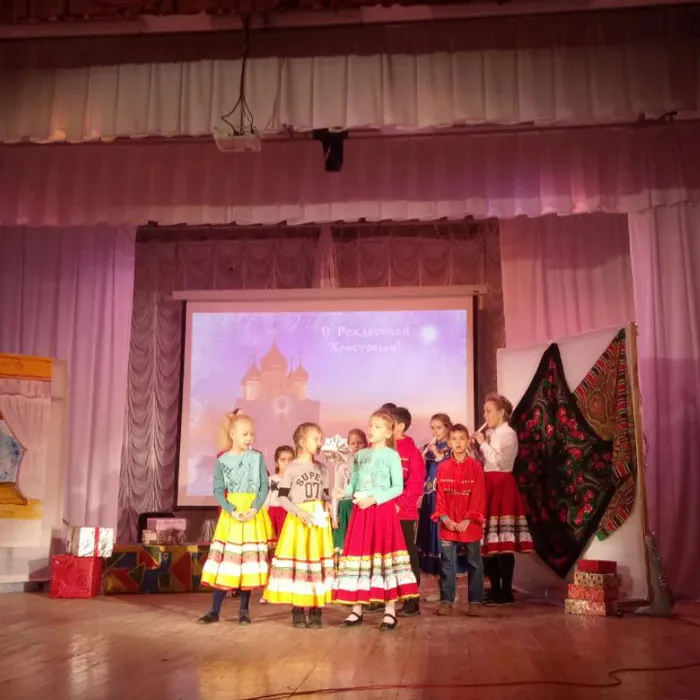 Тематическая программа "Рождественская звезда" в рамках проекта "Культура для школьников и "Десятилетия детства"
