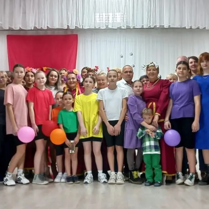 Концертная программа «С любовью, не знающей границ, самым драгоценным на планете!»