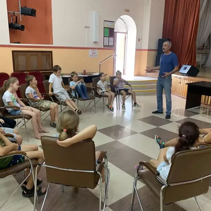 Тематическая программа, посвященная Дню ветерана боевых действий "Победы наших предков"