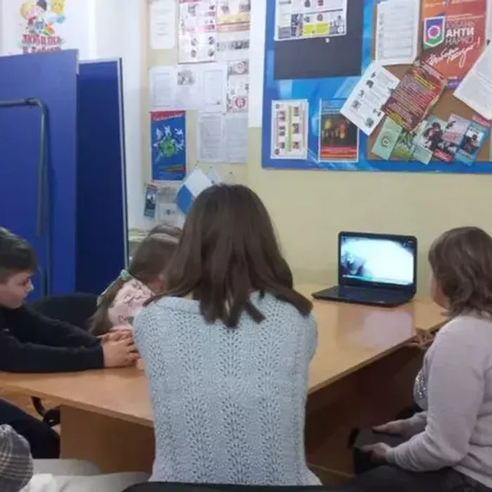 Патриотический урок об истории и культуре страны, посвященный Дню снятия блокады г. Ленинграда «Навечно в памяти народной непокоренный Ленинград» в рамках месячника оборонно-массовой и военно-патриотической работы, Клуб хут. Уташ