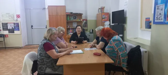 fIw-wpY-LpslEKBihRJkUOdEDbF-83xdj7foiBNm7bg8NPF54xStgzOW0Xkdhe1oZQoKCg8oChFm1Yku7O4_YqNR (1)