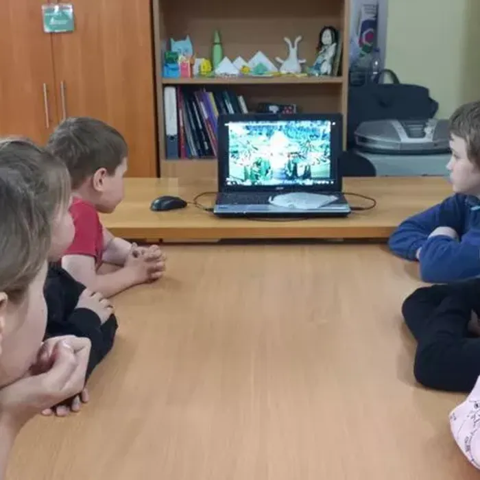 Познавательная программа, посвященная Международному дню памятников и исторических мест «Сохраним нашу историческую Родину», клуб хут. Уташ