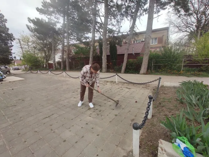 2073e622-ef3b-47e5-a249-ed8a9f82bcbe