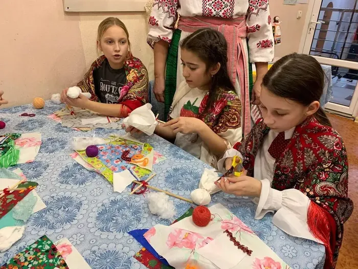 a30040e4-fe24-4fa5-98b3-0fd1d3ed117b