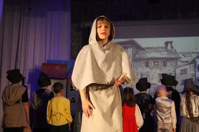 f6f93678-8863-4eb5-a44a-c3a1a8fe319d