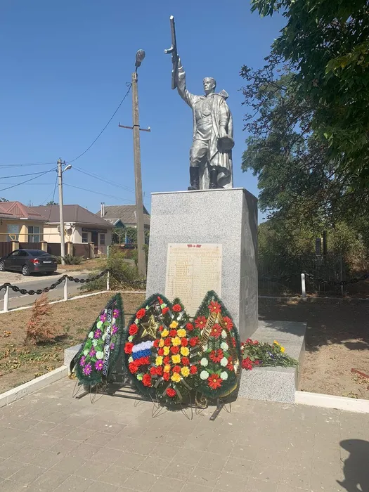 63455184-25c4-43e0-b3e0-4b21af926437